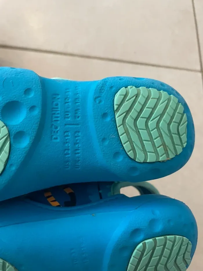 Sandales de piscine - photo numéro 2