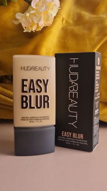 Hudabeauty fond de teint Easy blur Toasted Coconut 240N 30ml neuf jamais utilisé jamais ouvert