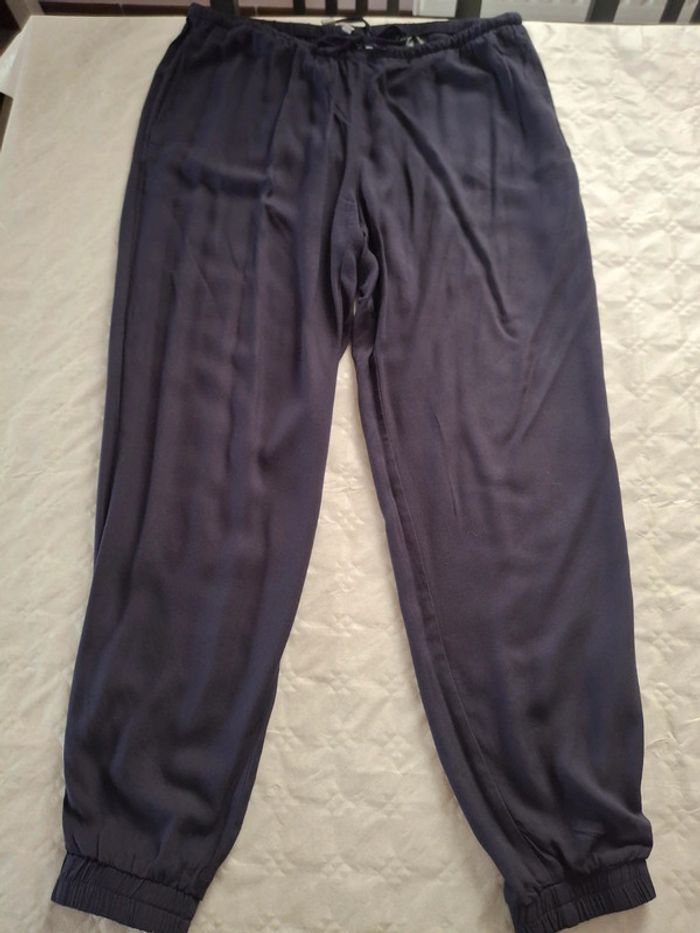 Pantalon léger et fluide bleu marine - taille 40 - photo numéro 2