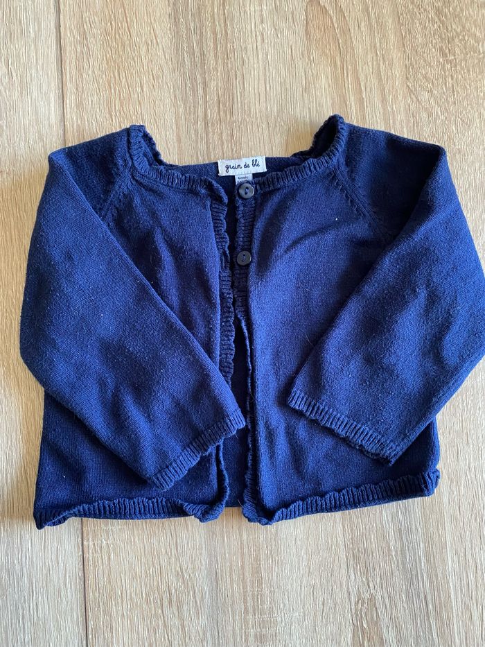 Lot gilets fille 6 mois - photo numéro 4