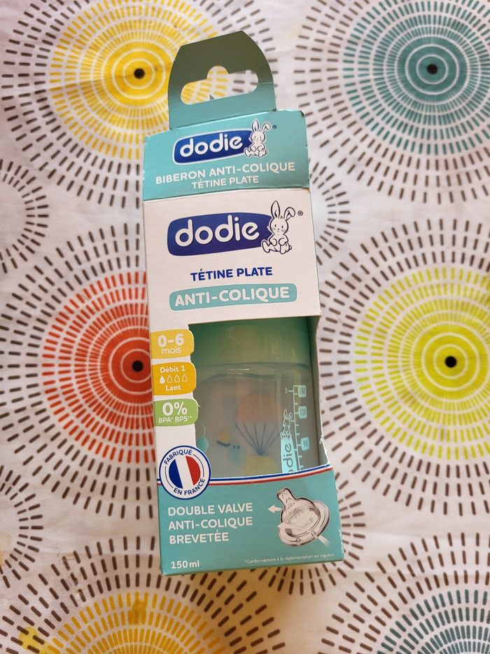 Biberon dodie tétine plate + tétines - photo numéro 4