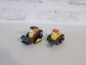 Bulldozers - Disney - Planes 2 - Drip - Blackout