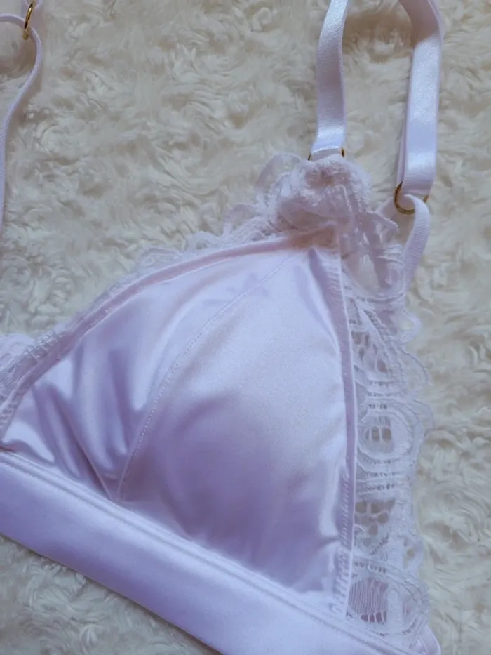 Soutien gorge Triangle 85 B - photo numéro 2