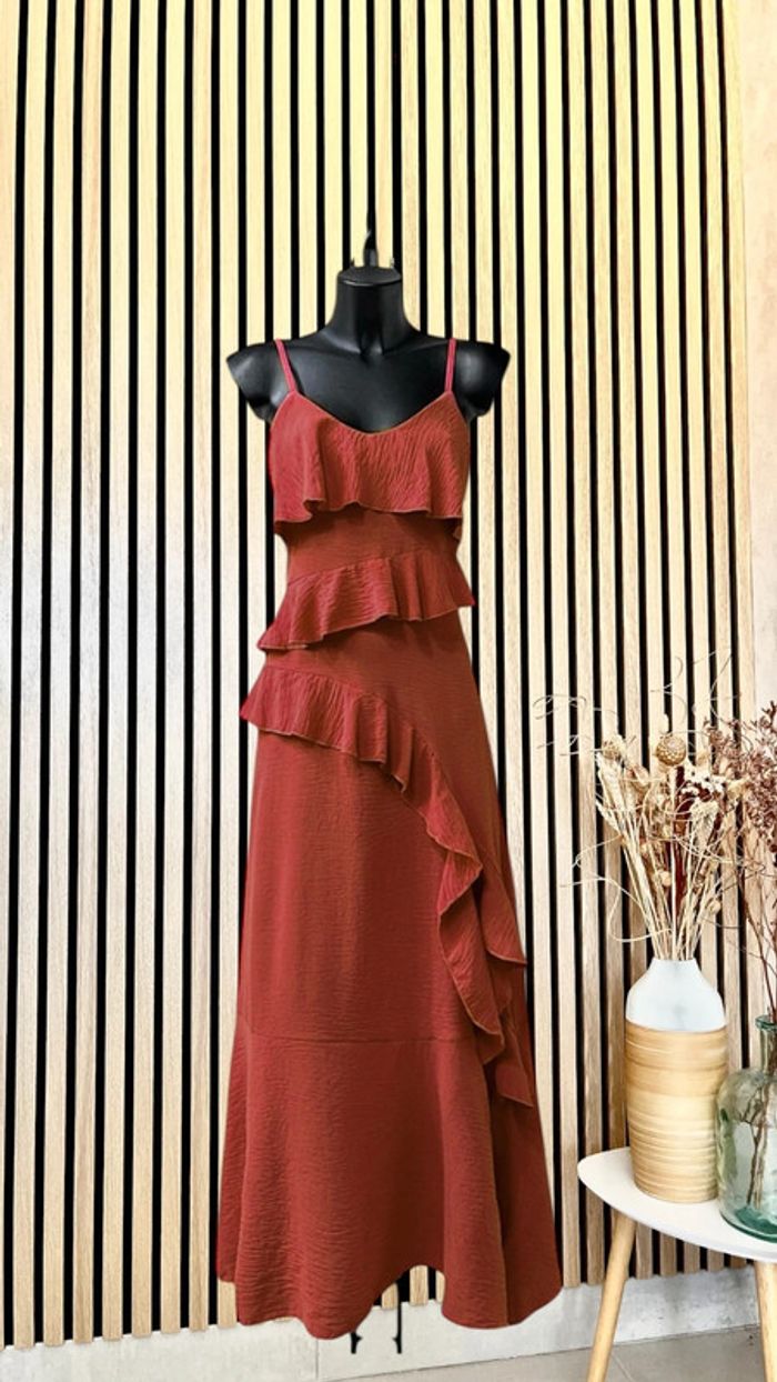 Robe glamour terracotta avec fente