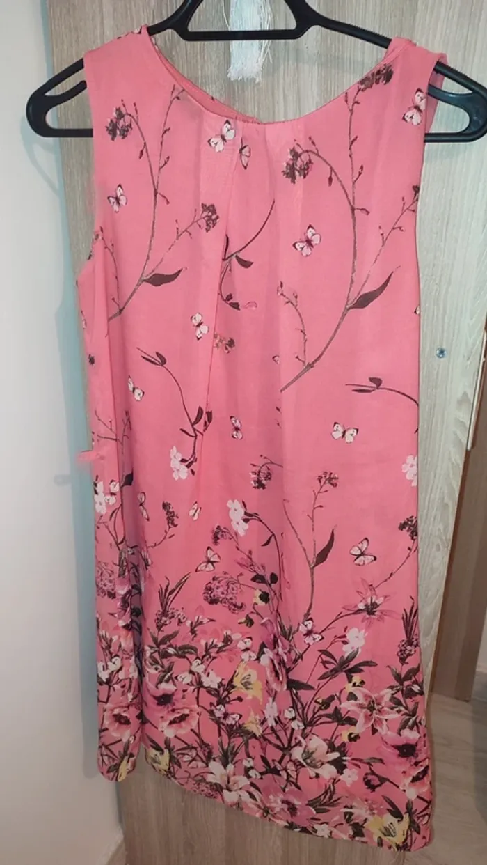 Robe d'été fleurie rose