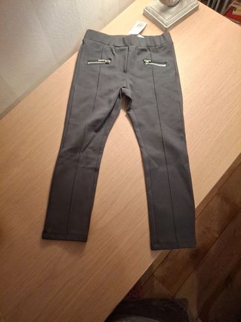 Pantalon neuf avec étiquette Gris foncé 3/4 ans 104 cm Idexe