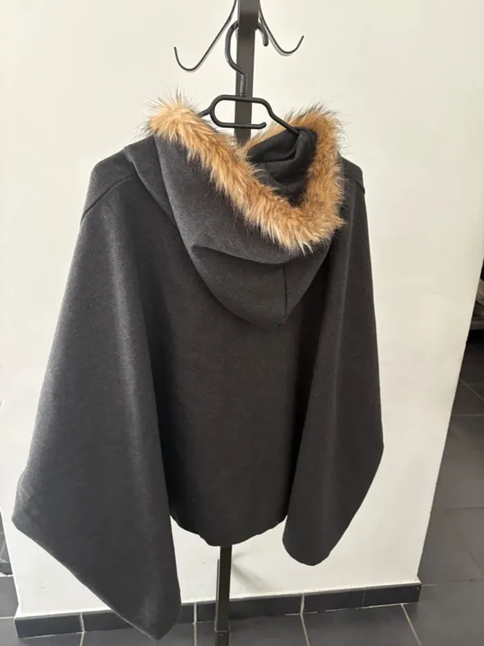 Poncho fourrure Taille Unique - photo numéro 3