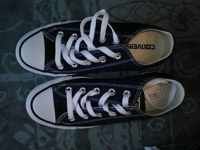 Converses 36 bleu