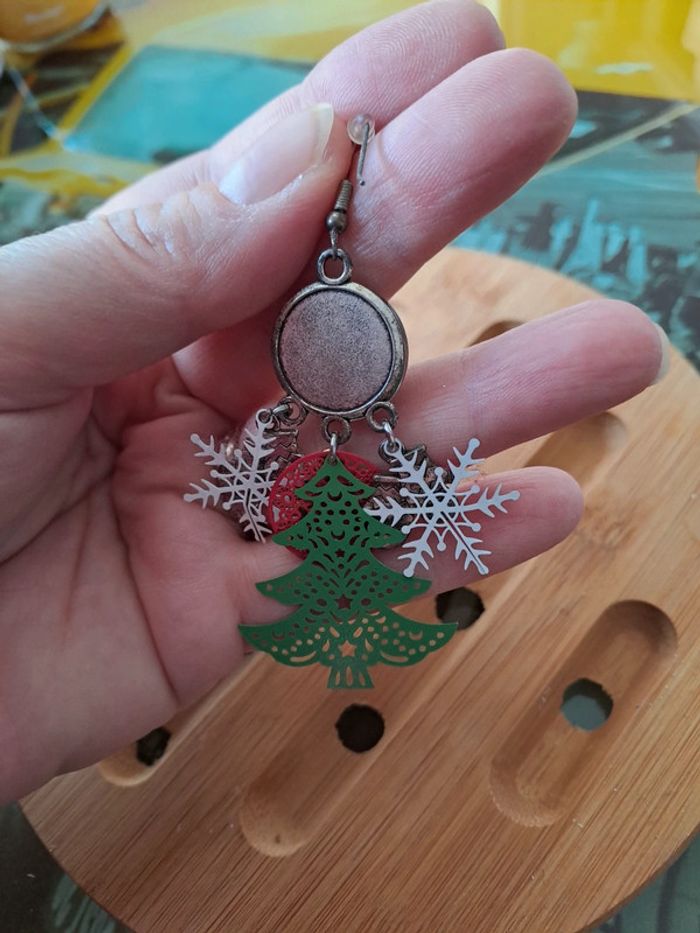 Jolies boucles d oreilles pendantes 8 cm Noël - photo numéro 5