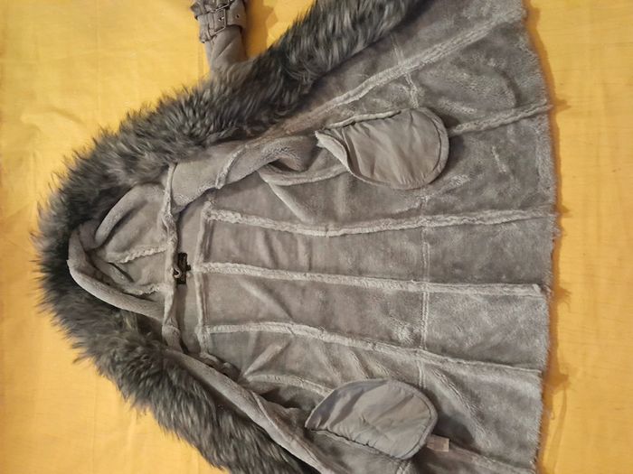 Gros lot Hiver Femme S Manteau + 2 écharpes + bonnet + pull assorti + gants - photo numéro 16