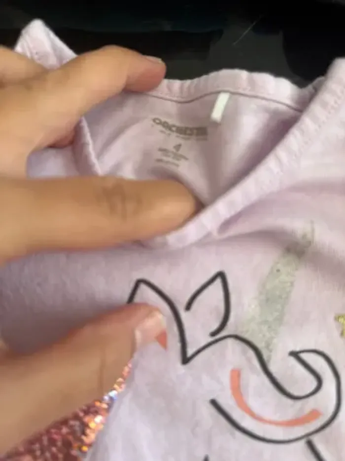 👚Lot  T-shirts fille - 4 ans - état satisfaisant - toutes marques - photo numéro 8