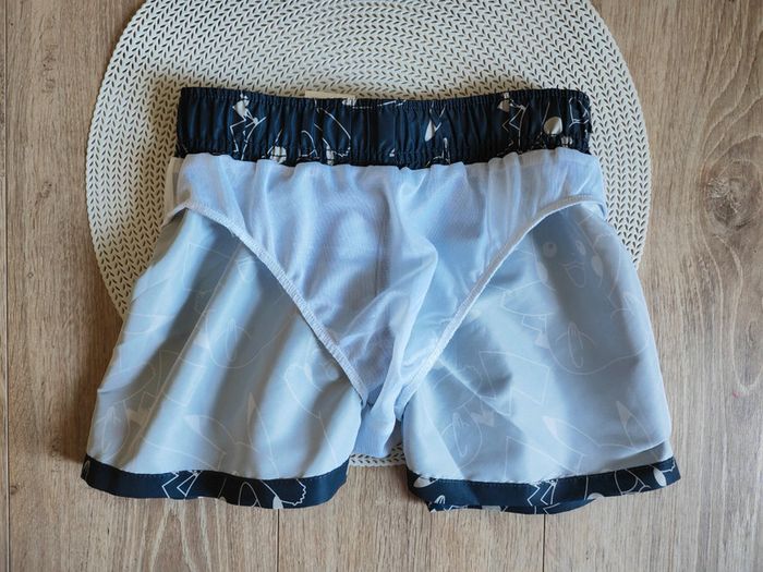 Short de bain Pikachu Neuf - photo numéro 4