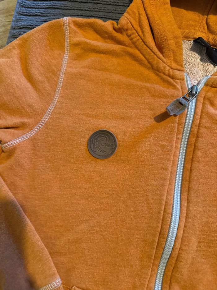 Pull orange - photo numéro 6