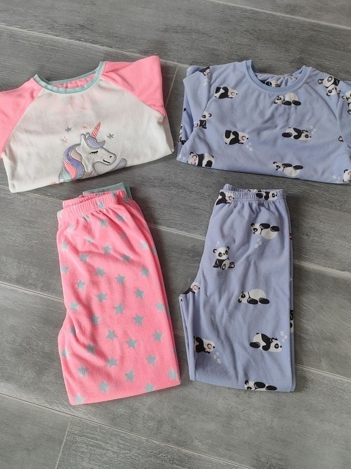 Lot de vêtements en 8/9 ans - photo numéro 2
