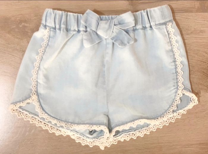 Short Zara jean souple et dentelle 12/18 mois