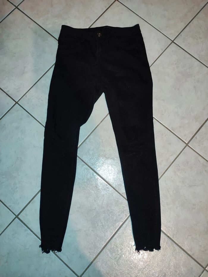 Jean slim troué LEMONE taille 38 / M