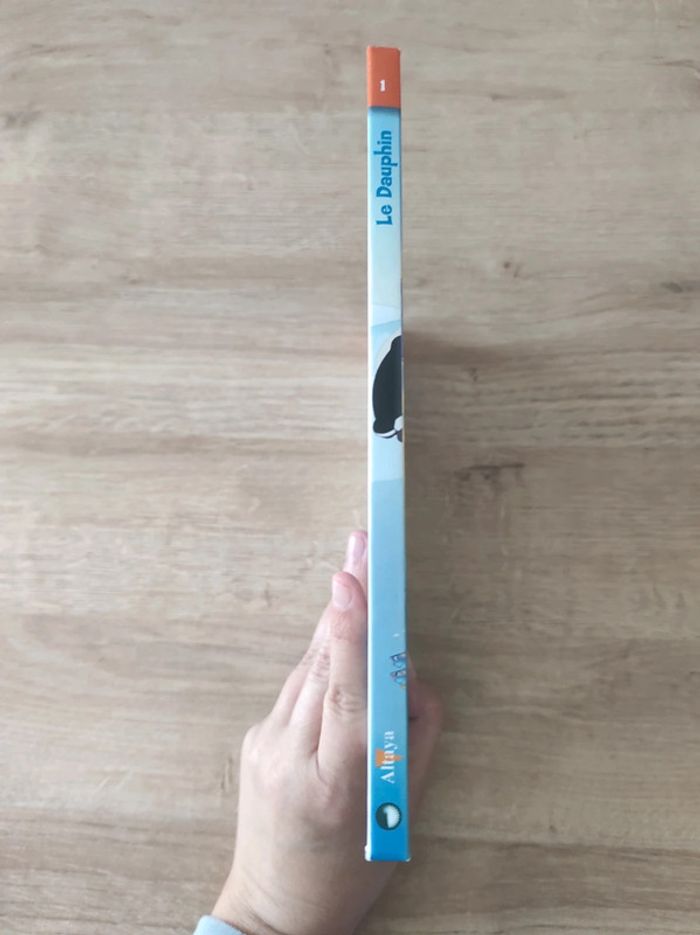 Livre Le Dauphin - photo numéro 3