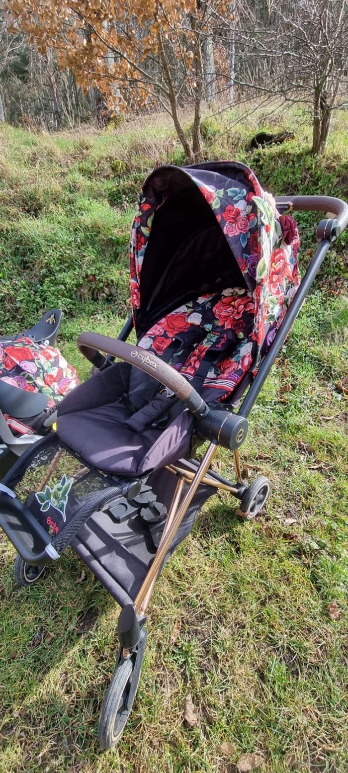 Ensemble Poussette Mios et Cloud Z avec base isofixe, rose gold et finition spring blossom black - photo numéro 10