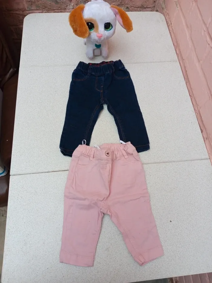 Lot de 2 jeans taille 6mois