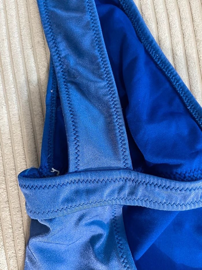 Maillot de bain bleu brillant - photo numéro 7