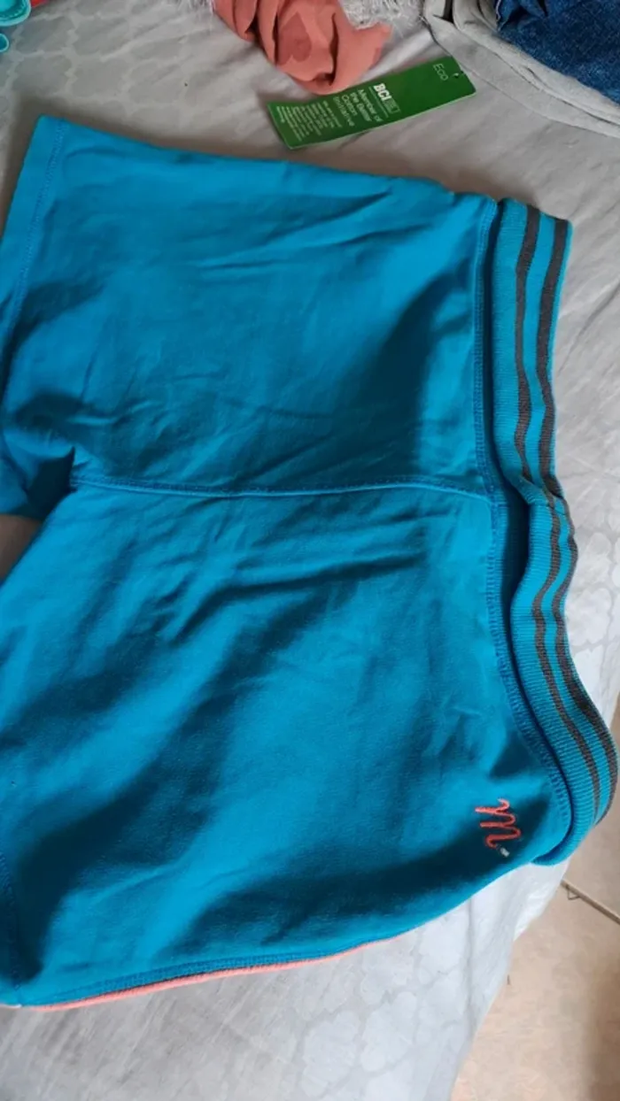 Short taille elastique 158-164 - photo numéro 4