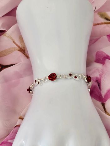 Bracelet avec ses petites roses et zirconium en acier inoxydable