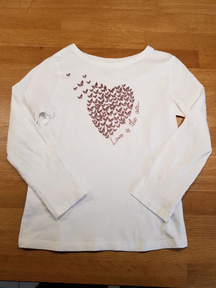 T-shirt manches longues blanc motif cœur 5 ans fille