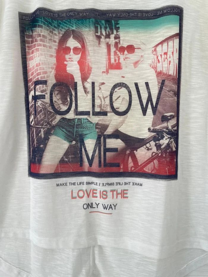 Haut t-shirt blanc et coloré à motifs manches courtes col rond transparent - photo numéro 2