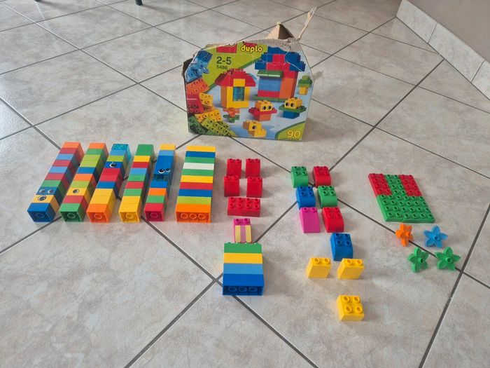 Briques Lego Duplo 2-5 ans - 90 pièces