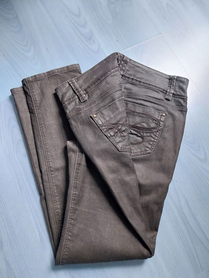 Joli pantalon enduit  marque Patrice Breal taille 44 - photo numéro 4
