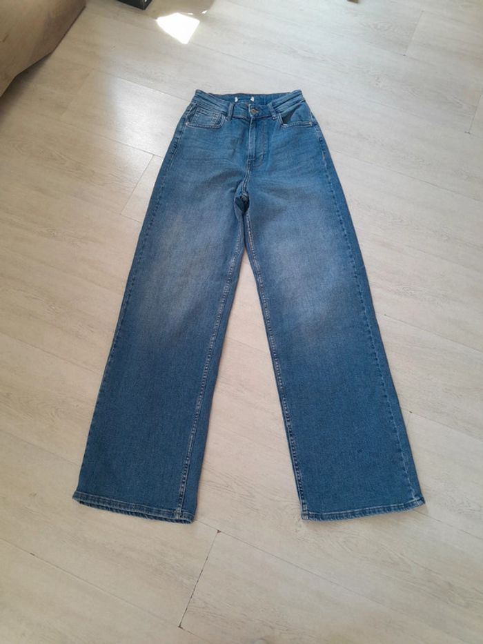 Jean taille haute large Only modèle hannah 27×32