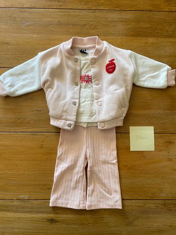 Ensemble tao rose