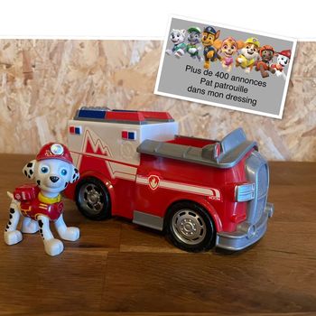 Jouet Marcus et son véhicule ambulance de la Pat Patrouille Paw Patrol