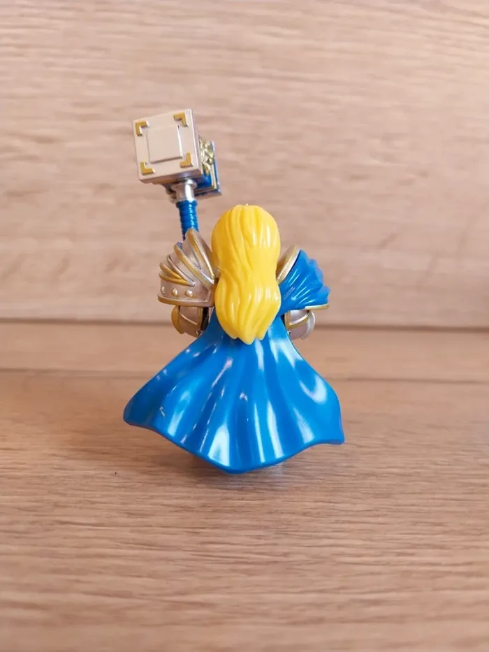 Figurine type lego Arthas Warcraft - photo numéro 3