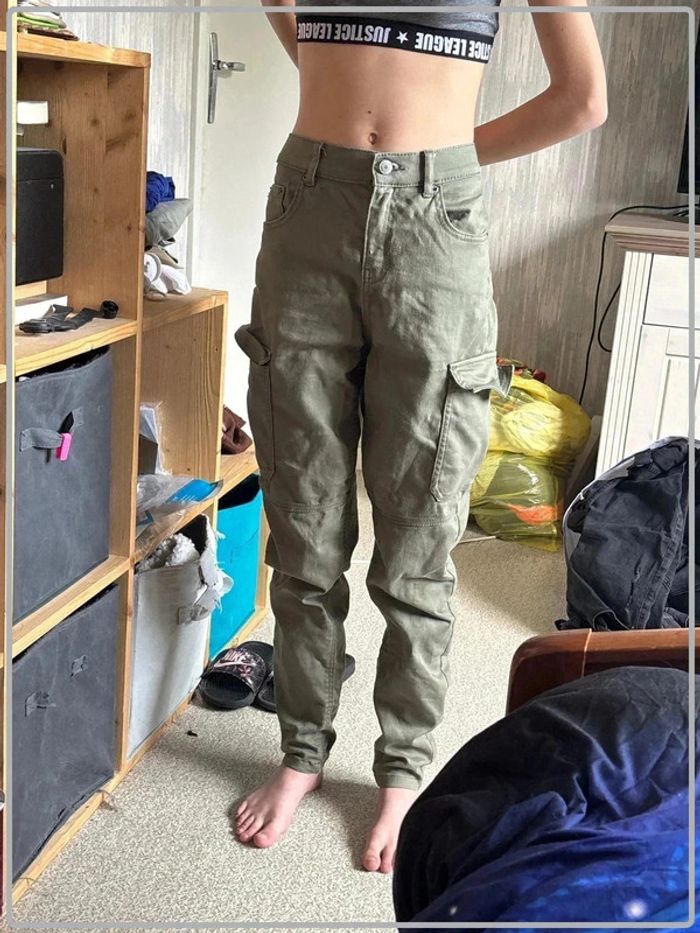 Jeans cargo taille 38 marque Jennyfer