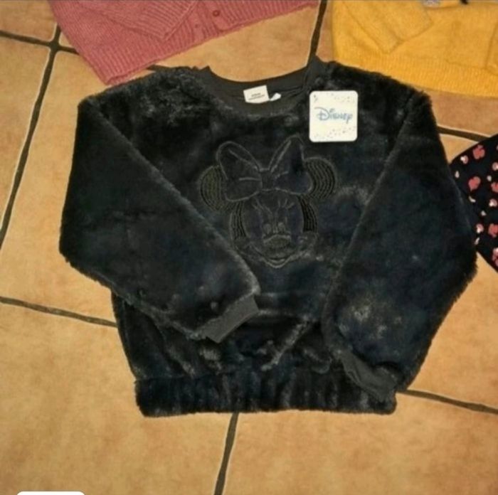 Lot vetement fille 6 ans - photo numéro 3