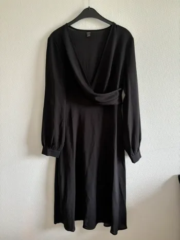 Robe mi longue noire
