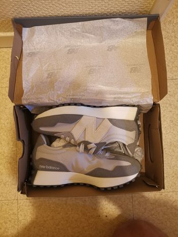 New balance 327. T 37