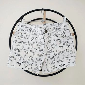 10 ans short tape a l'oeil