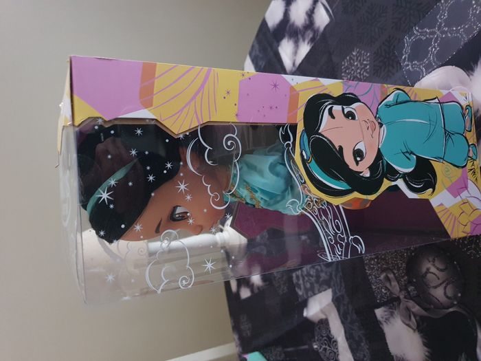 Poupée Disney Animators collection Jasmine neuve 38 cm - photo numéro 2