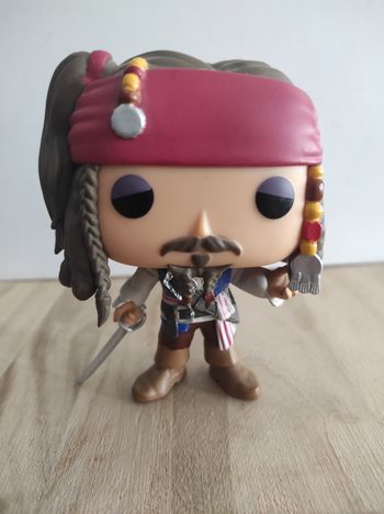 Figurine Funko pop Captain Jack Sparrow 172 SANS boîte ( Pirates des Caraïbes )
