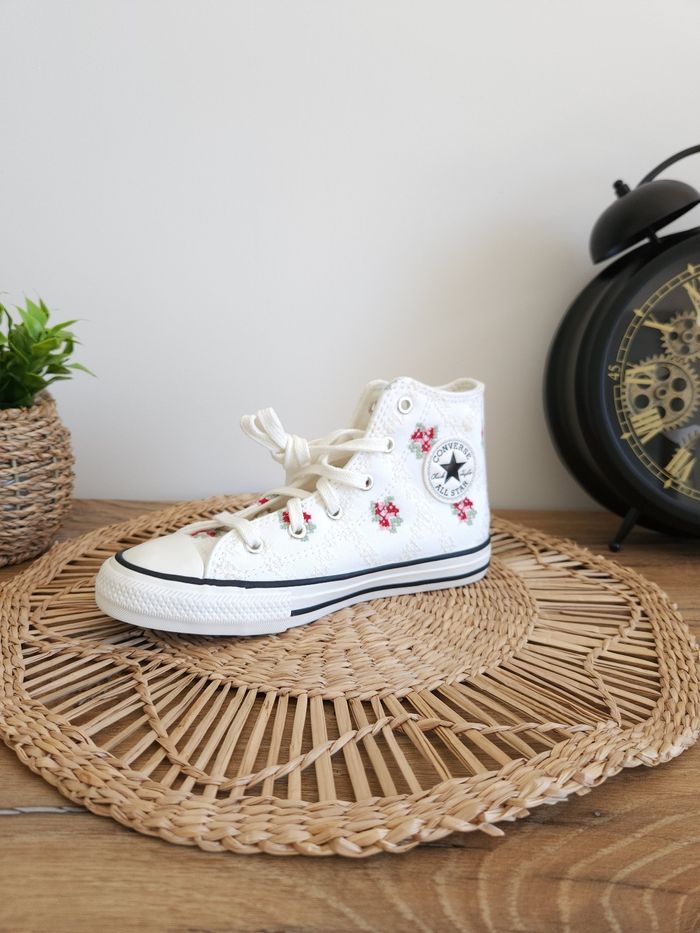 Baskets montantes à imprimé floral Converse Pointure 33 - photo numéro 4