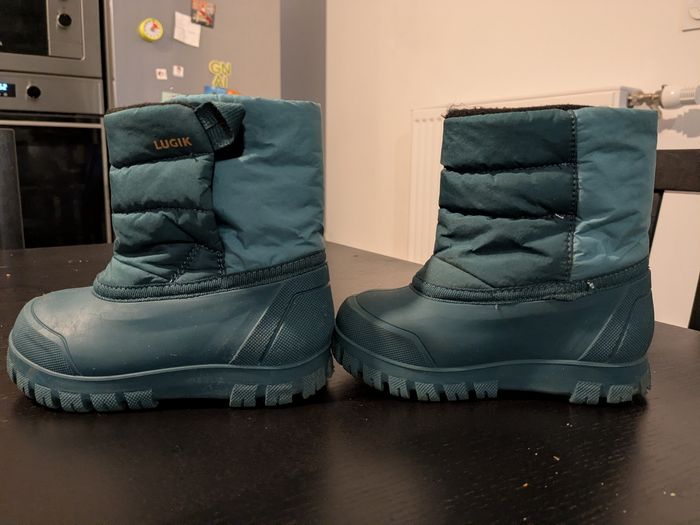 Après skis enfant taille 24/25 - photo numéro 3