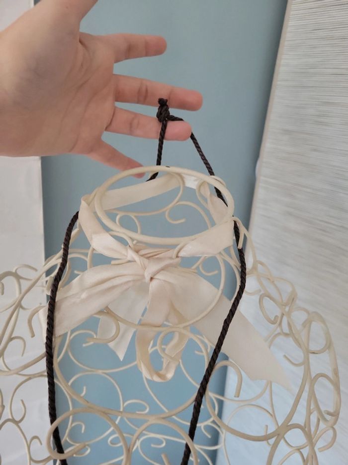 Collier sautoir pendentif rond avec perle en forme de goute bleu turquoise - photo numéro 4