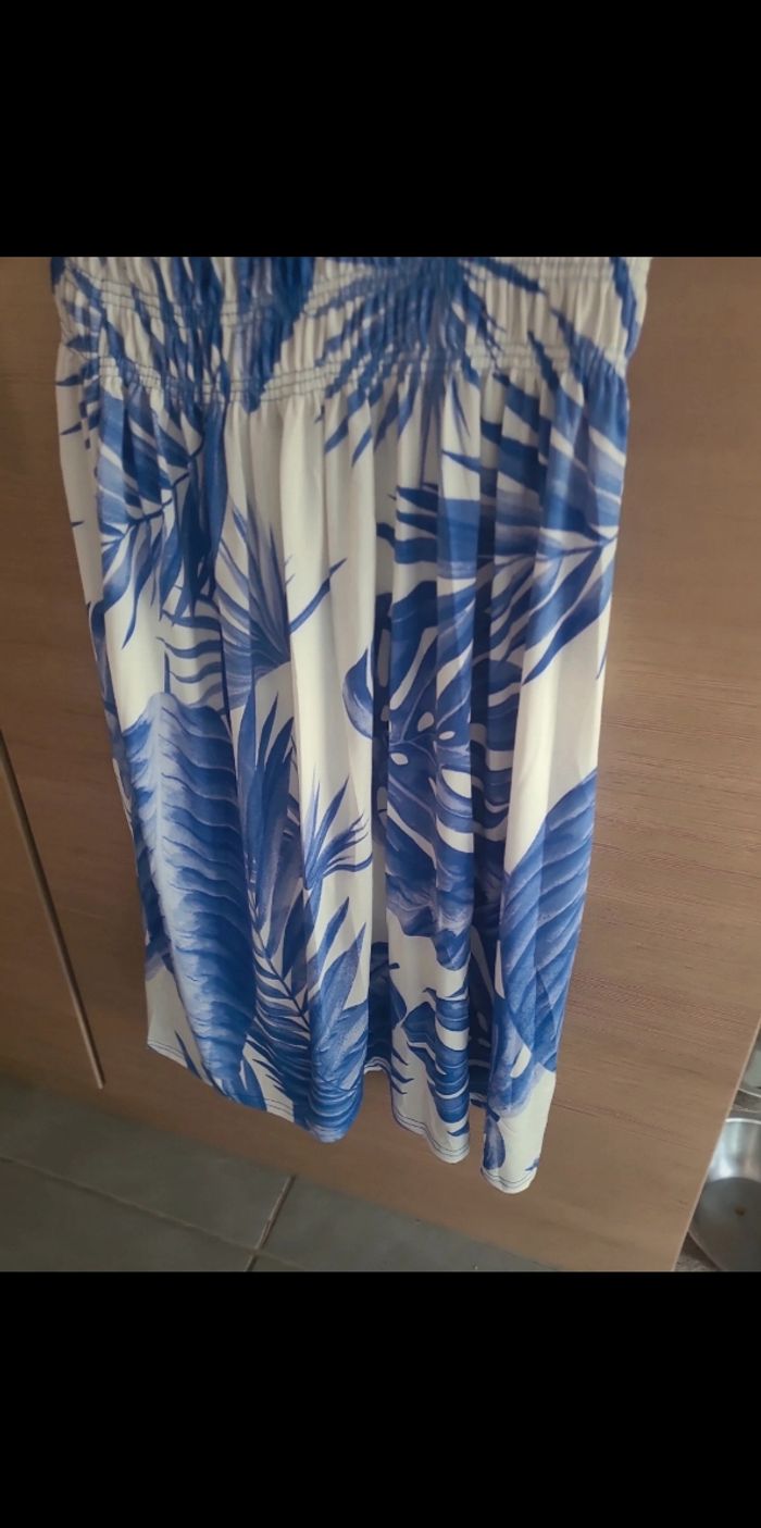 Robe polyester élasthanne 36- 44 taille unique - photo numéro 4