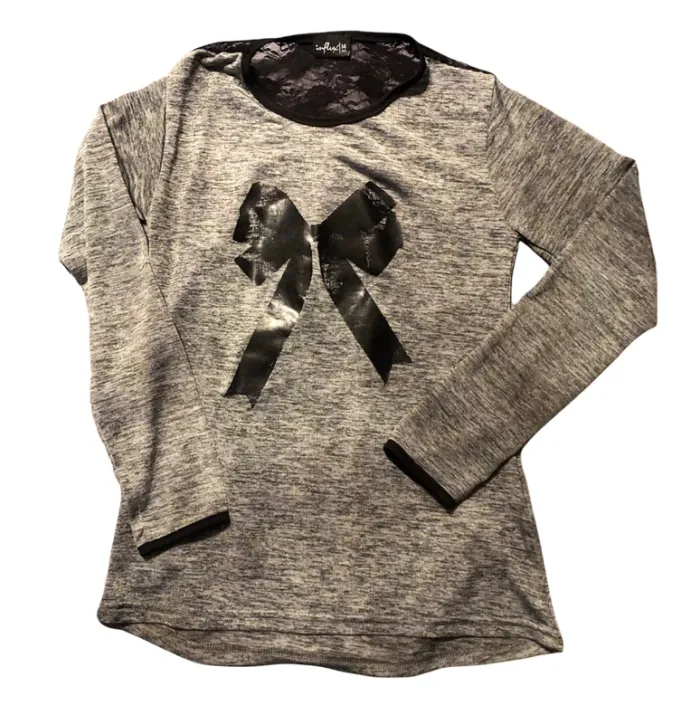 T shirt gris dessin noeud noir et haut du dos en dentelle