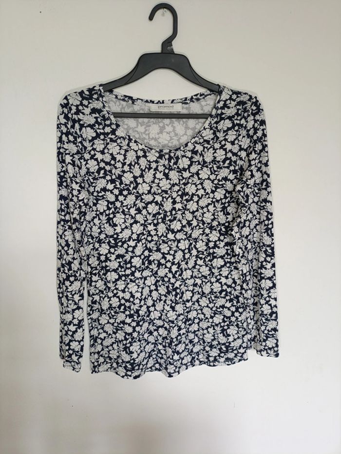 Haut manches longues noir à fleurs blanches – Promod – Taille M vintage mignon