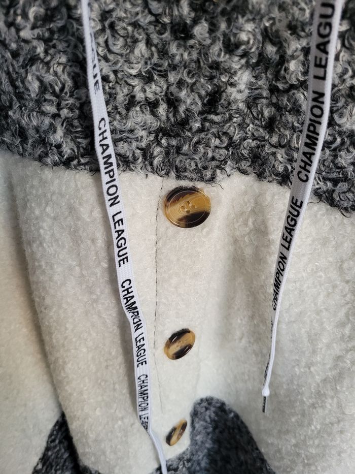 Manteau à capuche femme - photo numéro 2