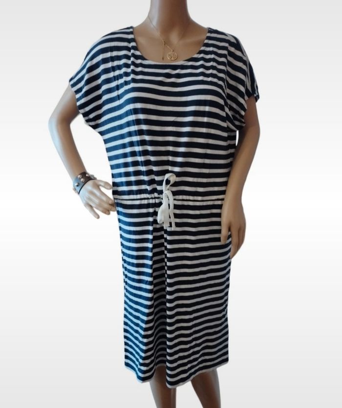 Robe femme taille 42/44