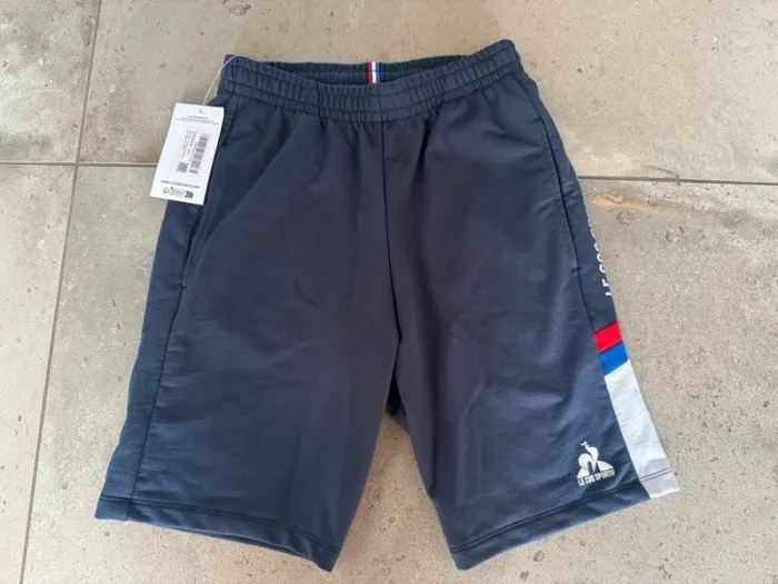 Short / bermuda le coq sportif 14 ans neuf avec étiquette